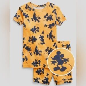 Disney 5T pajama set